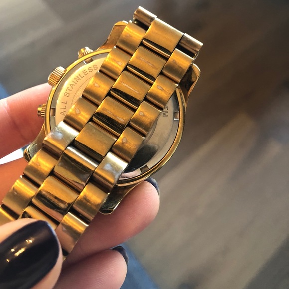 Gold Michael Kors Watch - Picture 6 of 8